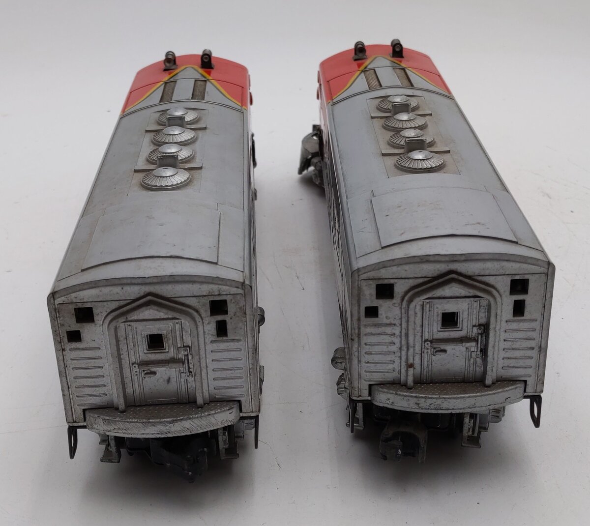 Lionel 2343 Vintage O Santa Fe F3 AA Diesel Locomotive Set VG