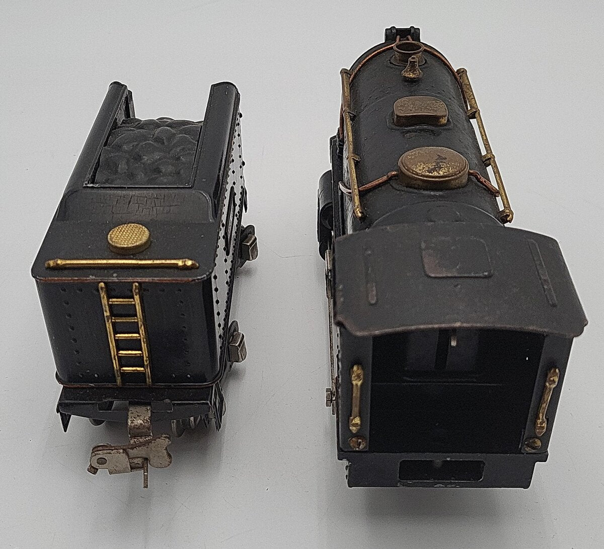 Lionel 258 Vintage O Scale Prewar Tinplate 2-4-0 Steam Locomotive and Tender VG
