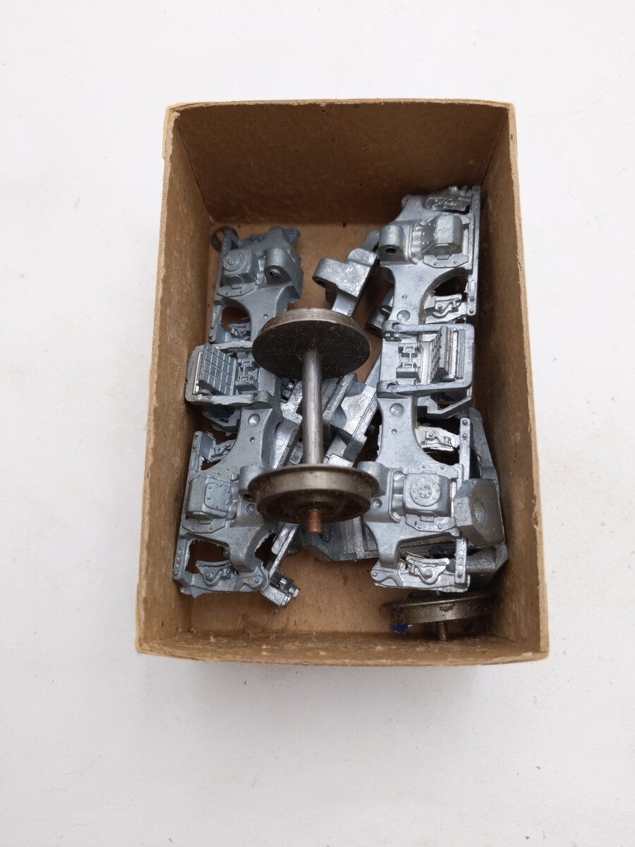 All-Nation O Gauge F-3 Dual Road Diesel B Unit Kit -Unassembled EX/Box
