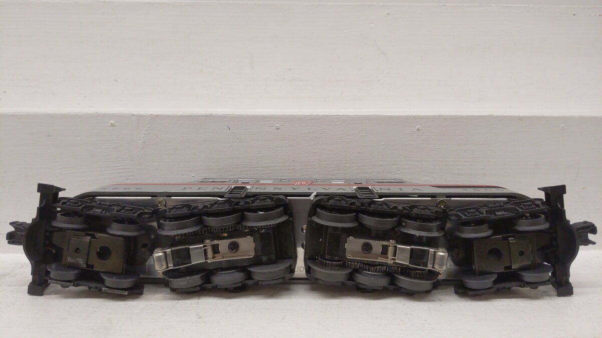 Lionel 6-18308 O Gauge Pennsylvania Silver GG-1 Electric Locomotive #4866 EX/Box