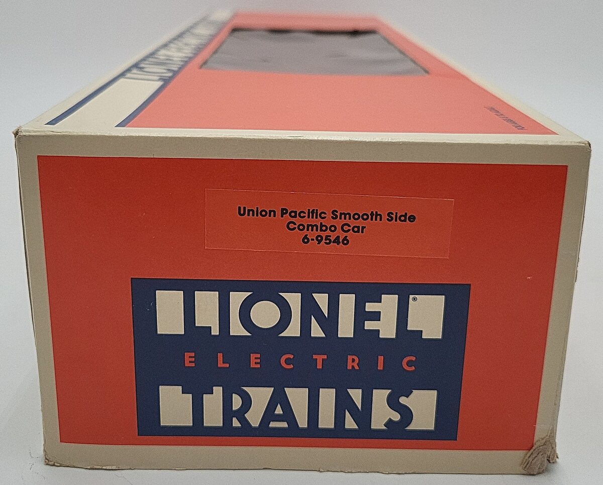Lionel 6-9546 O Gauge Union Pacific Smooth Side Combo Car EX/Box