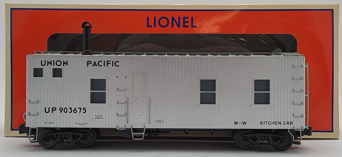 Lionel 1926230 O Union Pacific Kitchen Car with Sound #903675 EX/Box