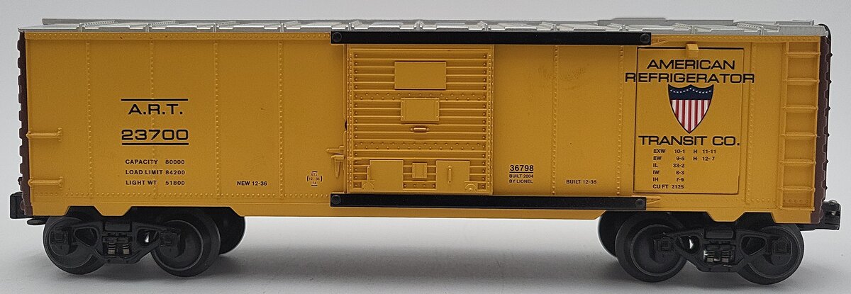 Lionel 6-24174 Operating Icing Station & Car Set EX/Box