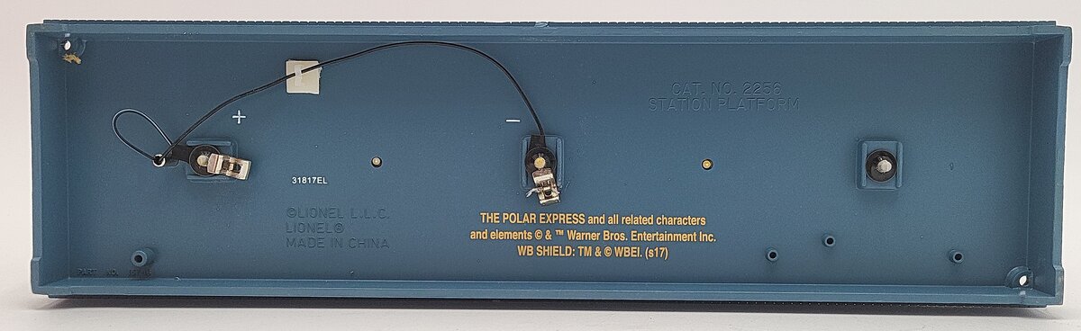 Lionel 6-37829 O Polar Express Station Platform EX