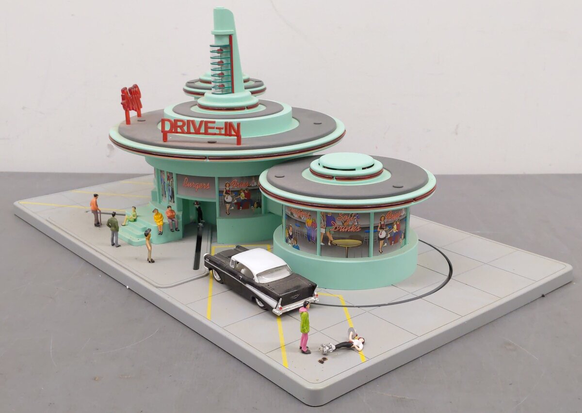 MTH 30-9105 O Mel's Operating Drive-In Restaurant EX/Box