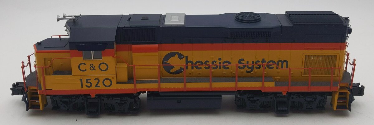 Atlas 3271 O Chessie System GP15T Diesel Locomotive w/TMCC #1520 (3 Rail)