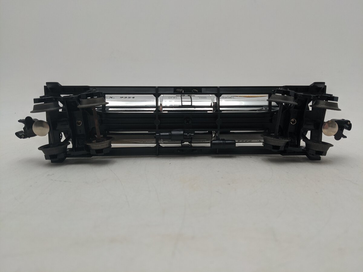 Lionel 6-9354 Pennzoil Chrome Plated Single Dome Tank Car EX/Box