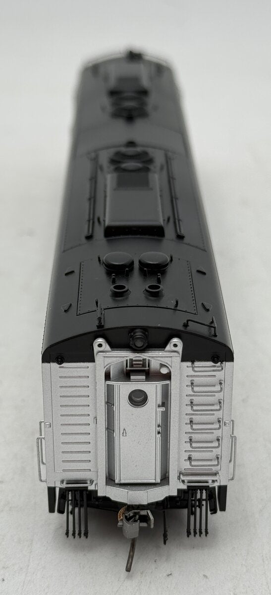 Rapido Trains 028501 HO Amtrak EMD E8A Diesel Locomotive with DCC/Sound #290
