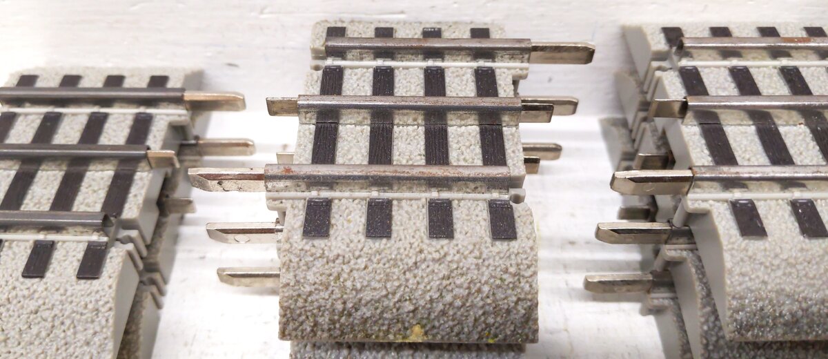 Lionel O Gauge Assorted 1 3/4