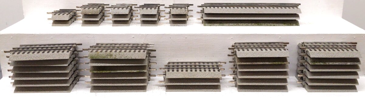 Lionel O Gauge Assorted 1 3/4