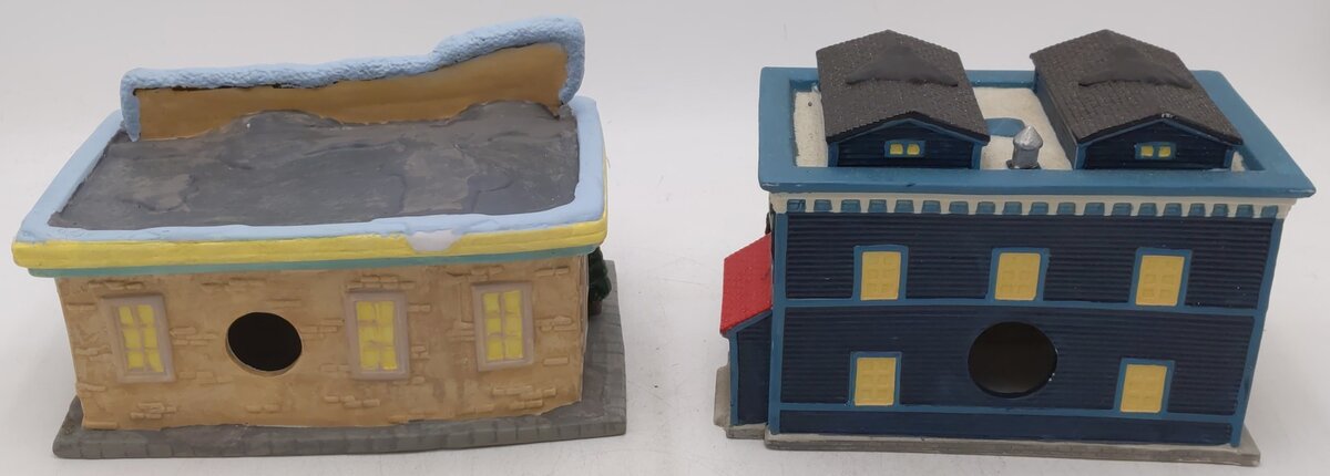 Lemax Assorted Ceramic Buildings [2] EX