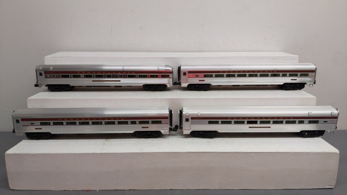 Lionel 6-25450 Pennsylvania Railroad 18 Inch Aluminum Passenger Cars (Pack of 4) EX/Box