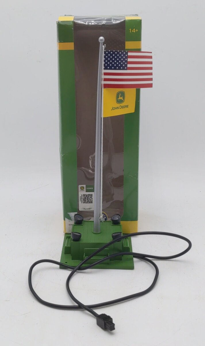 Lionel 6-84306 O PEP John Deere Illuminated Flagpole EX/Box