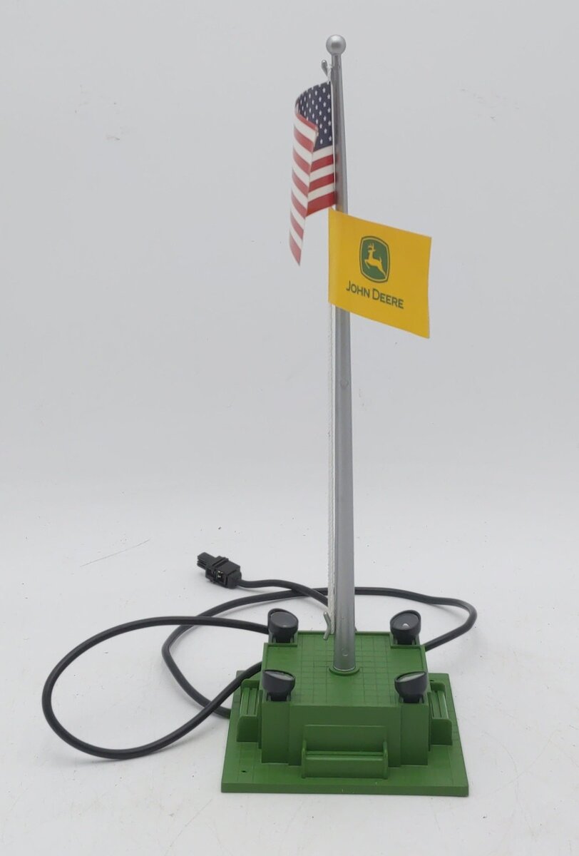 Lionel 6-84306 O PEP John Deere Illuminated Flagpole EX/Box