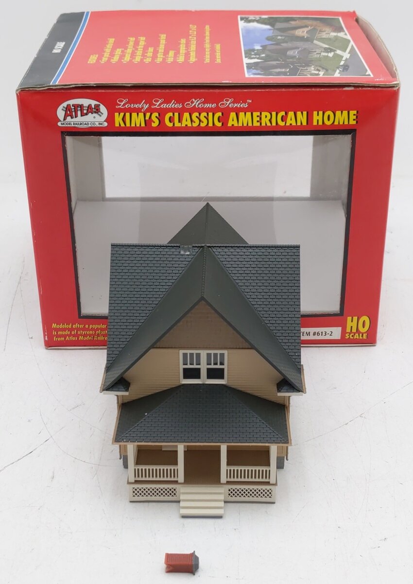 Atlas 6132 HO Scale Tan Assembled Kim's Classic American Home EX/Box
