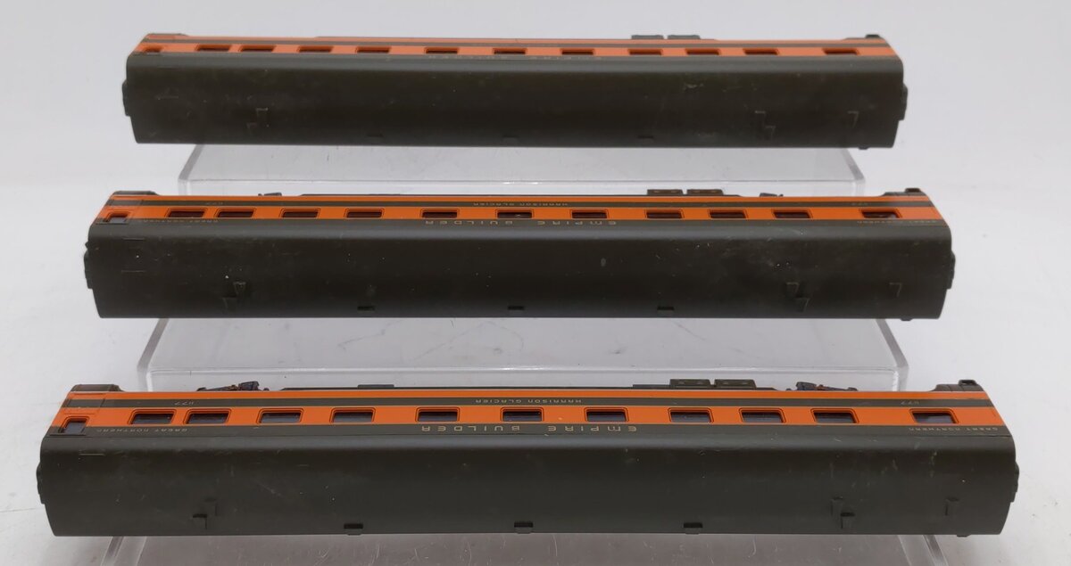 Rivarossi HO GN Empire Builder "Harrison Glacier" Sleeper Passenger Cars [3] VG