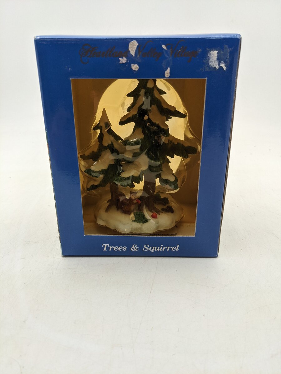 Heartland Valley Village Trees & Squirrels NIB