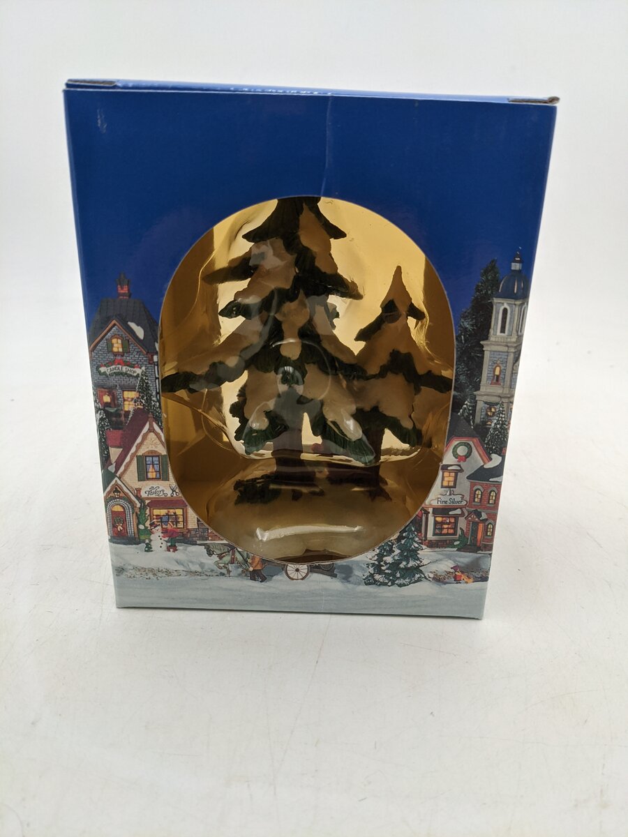 Heartland Valley Village Trees & Squirrels NIB