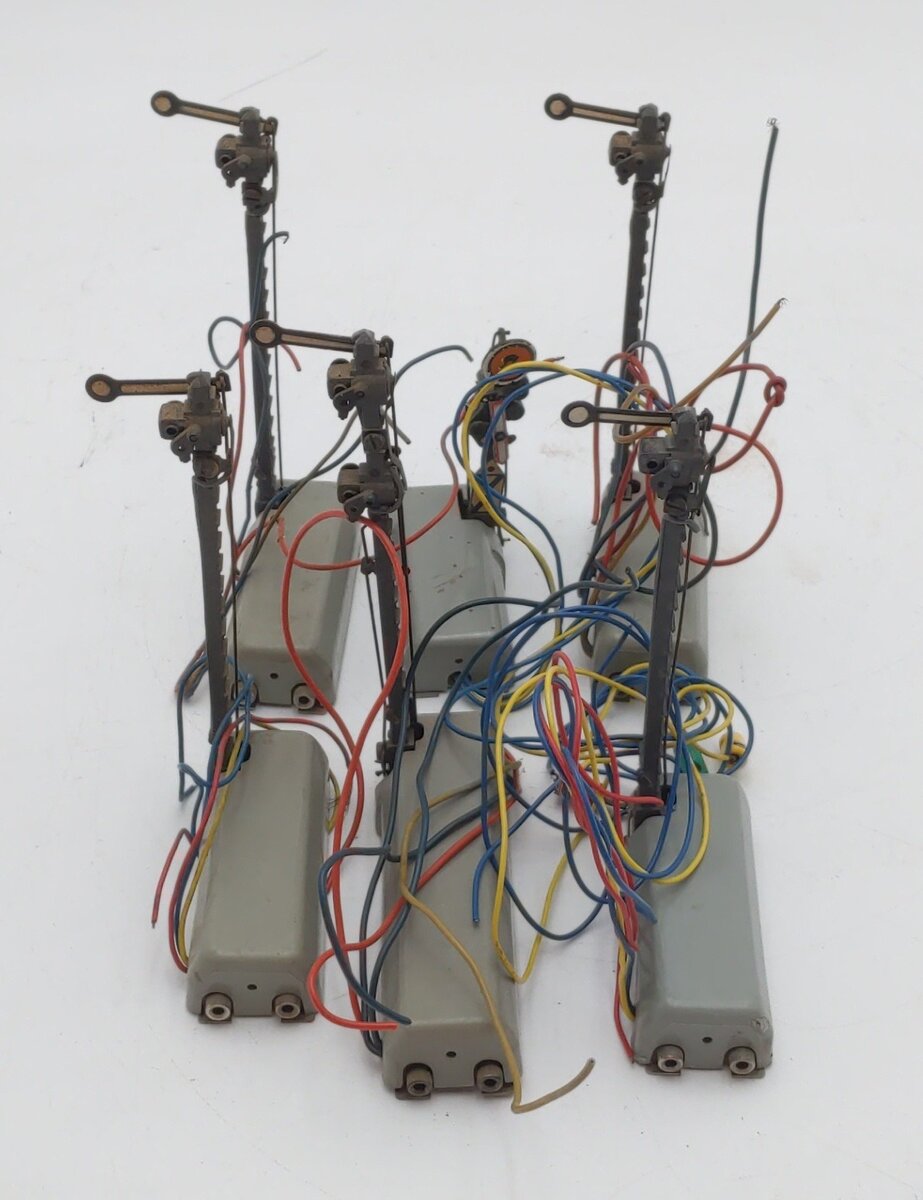 Marklin HO Scale Assorted Signals [14] VG