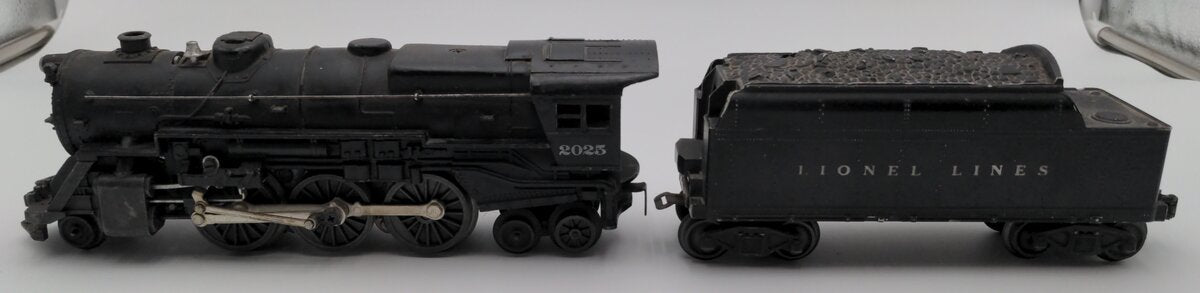 Lionel 2025 Vintage O 2-6-2 Die-Cast Steam Locomotive with 2466WX Tender VG