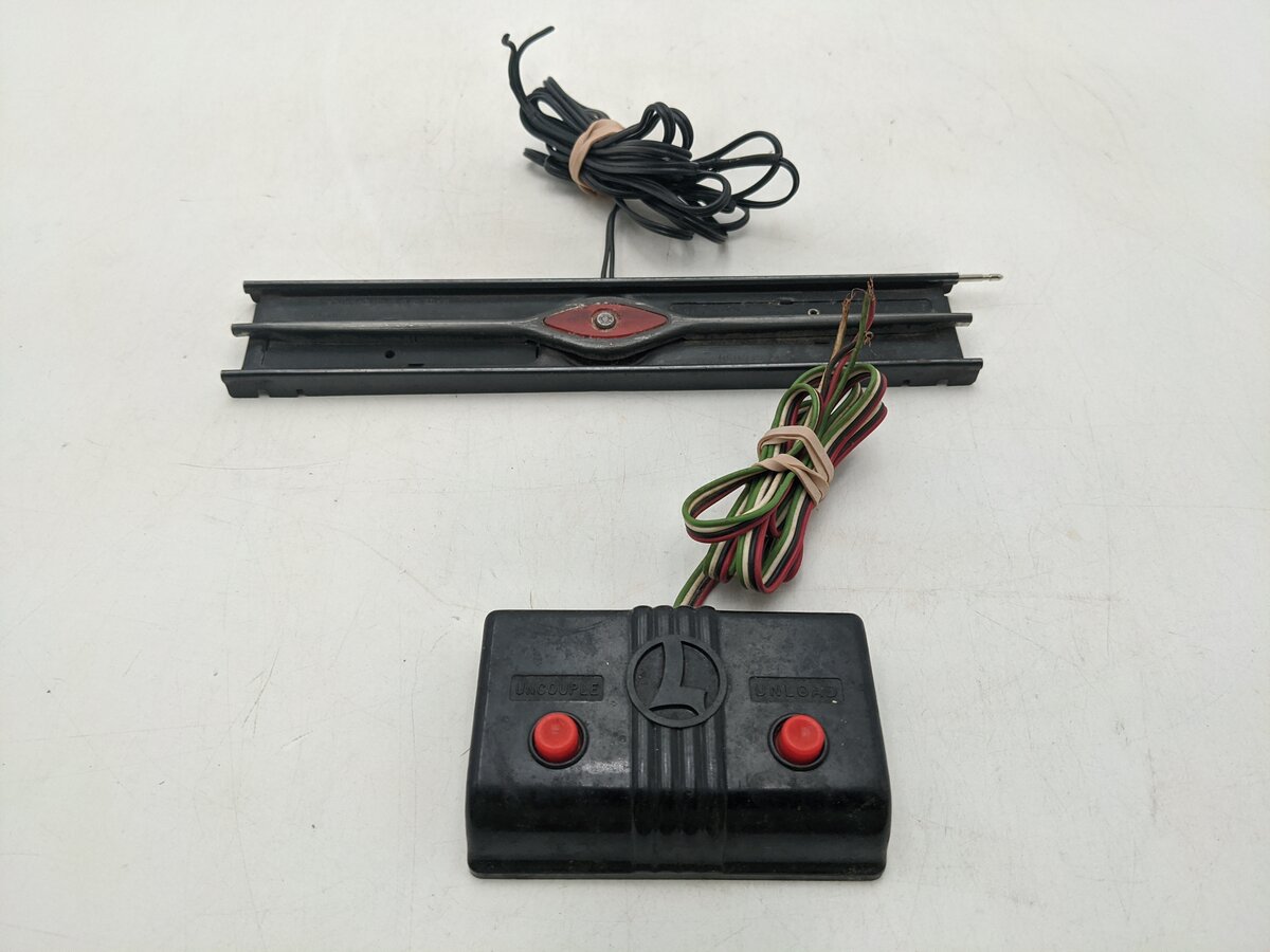 Lionel 1019 Vintage O27 Remote Uncoupler Track Set VG