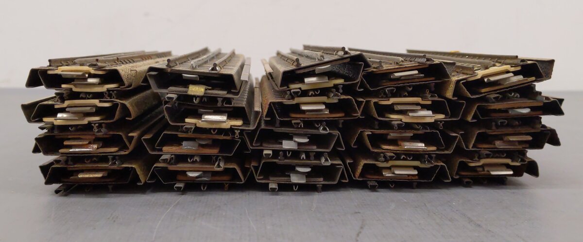 Marklin HO Scale M Track Assorted Straight Track Sections [100] VG