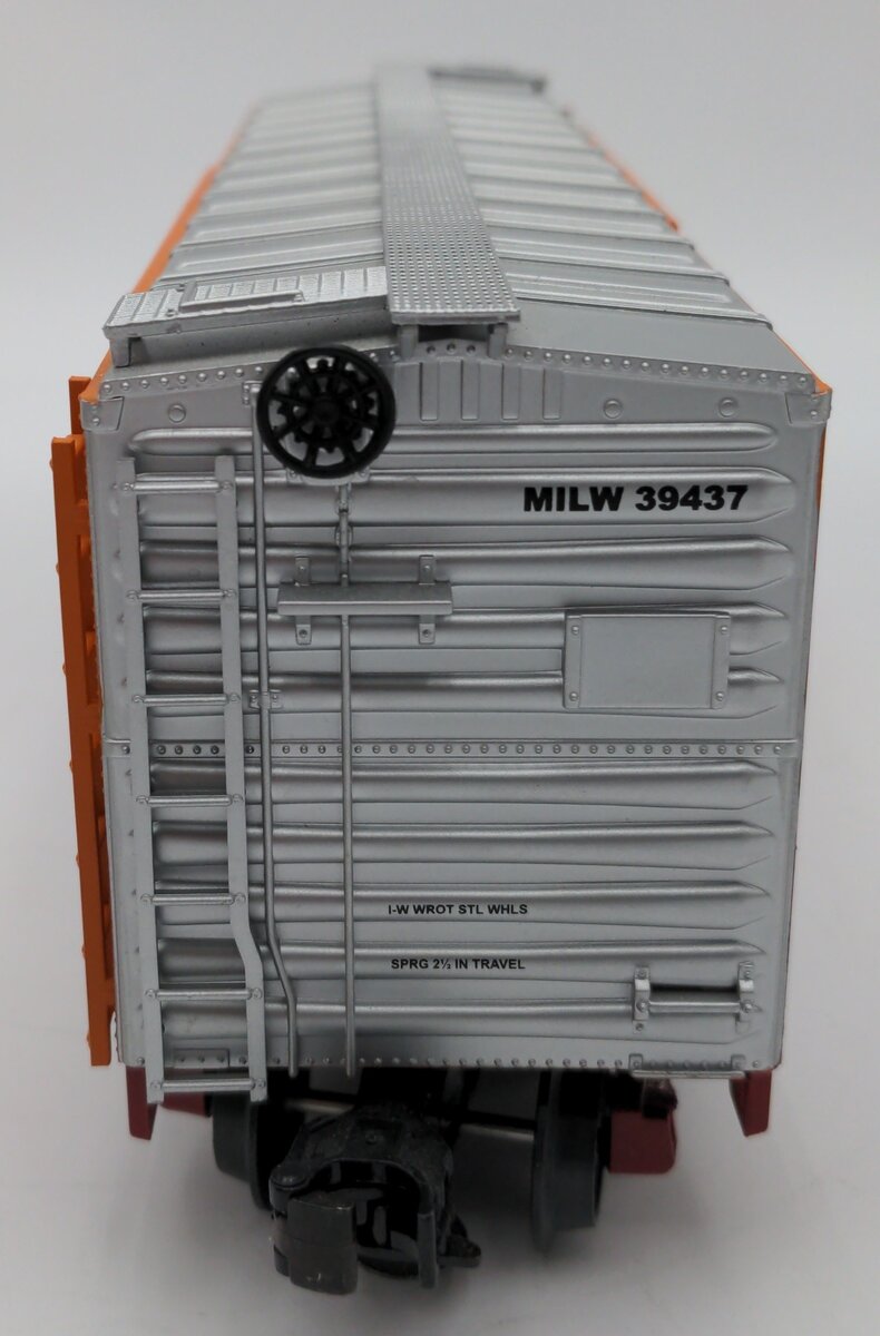 MTH 20-93162 O Gauge Milwaukee Road 40' Boxcar #39437 EX/Box