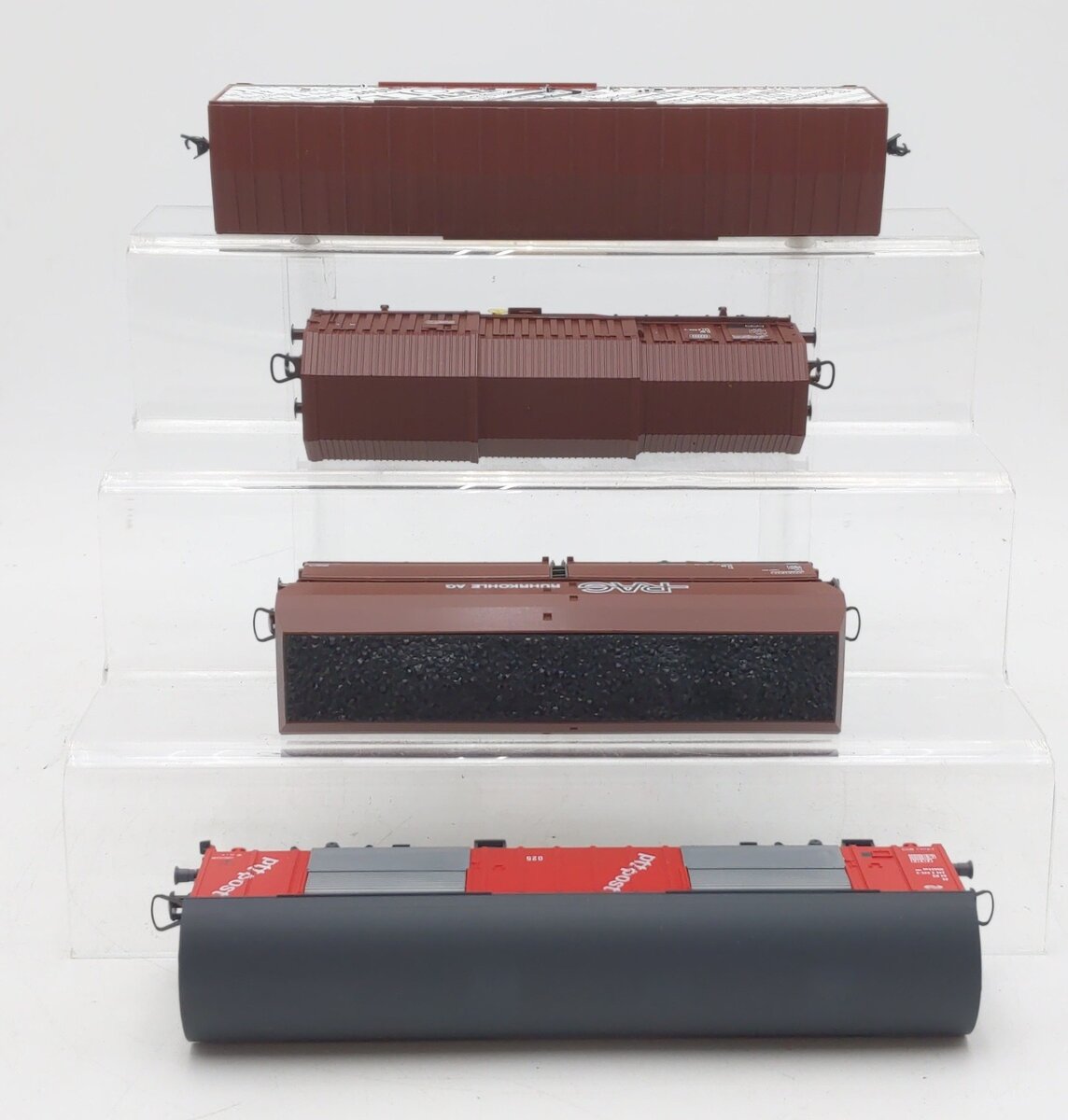 Roco & Other HO Scale Assorted Freight Cars: 46244, 46273, 4393A, 300200 [4] EX