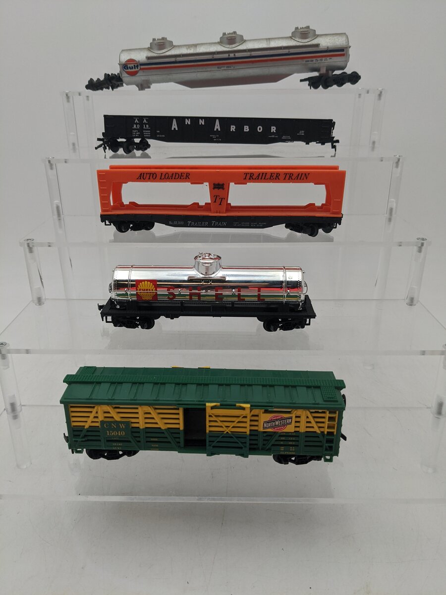 HO Scale Assorted Freight Cars [5] EX