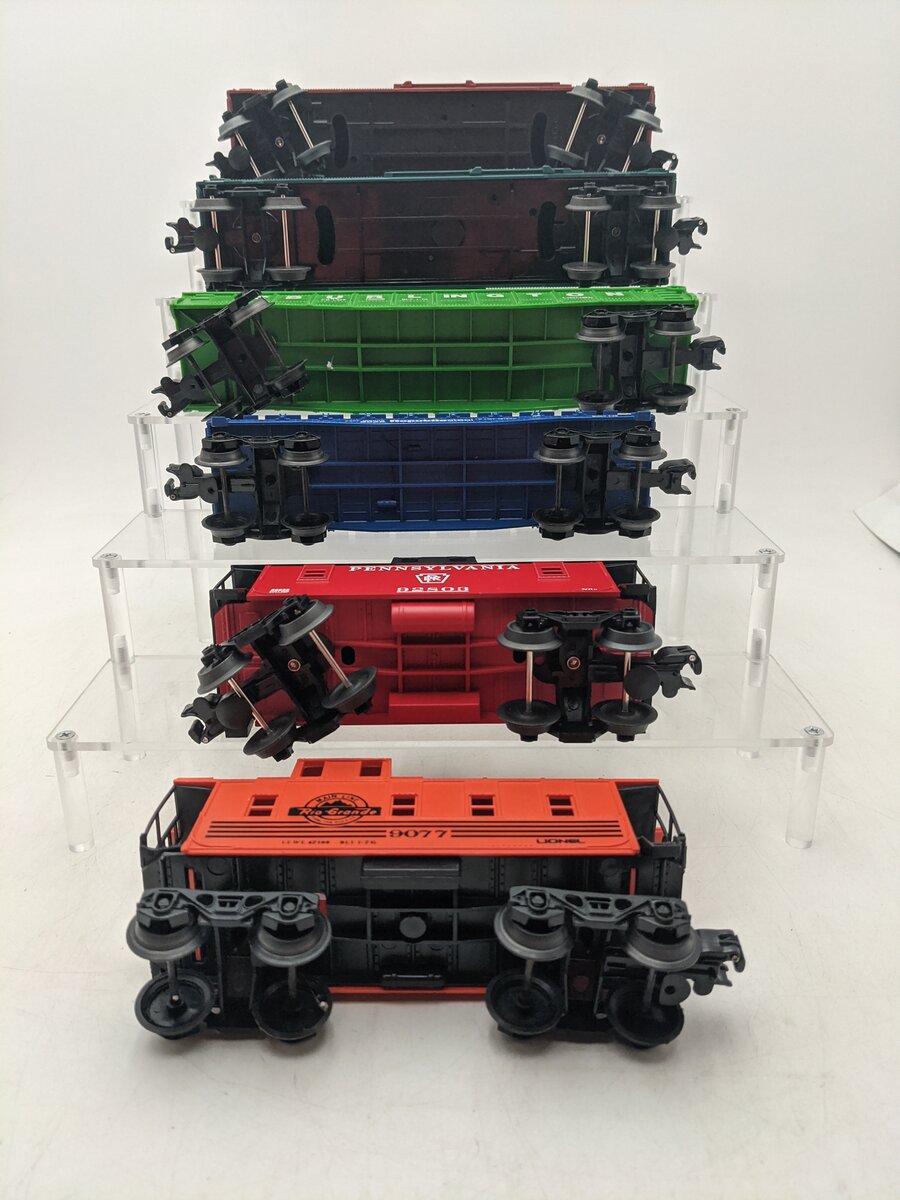 Lionel & Other O Gauge Assorted Freight Cars [6] EX