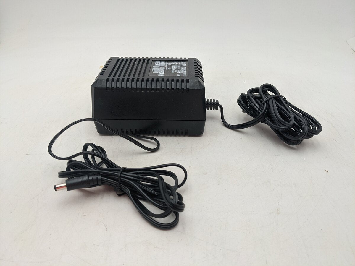 Lionel AC1803000 O Hobby Train Transformer 77W EX
