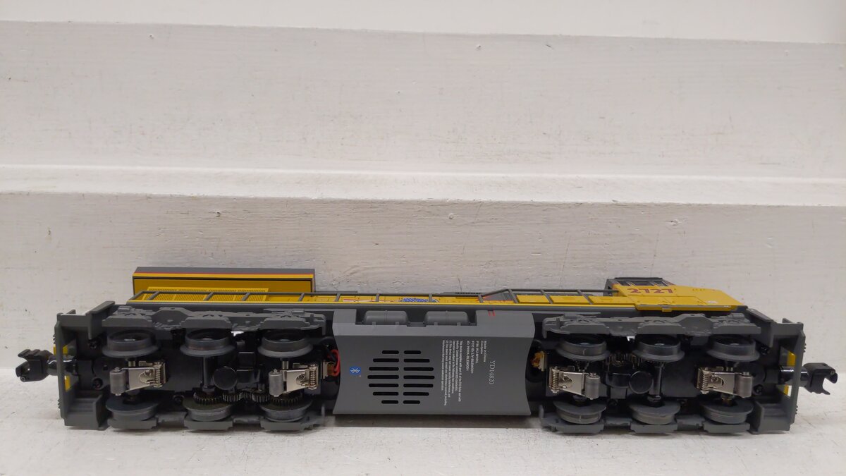 Lionel 1934042 O Union Pacific LionChief Plus 2.0 ET44AC Diesel Locomotive #2727 EX/Box