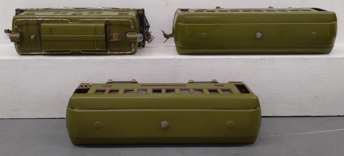Lionel 347E Vintage Standard Gauge Electric Passenger Set: 8E, 337, & 338 VG