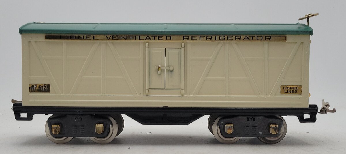 Lionel 514 Vintage Standard Gauge Tinplate Ivory/Peacock Refrigerator Car