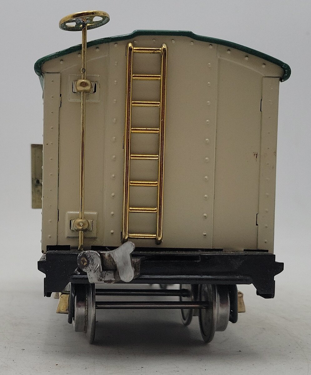 Lionel 514 Vintage Standard Gauge Tinplate Ivory/Peacock Refrigerator Car