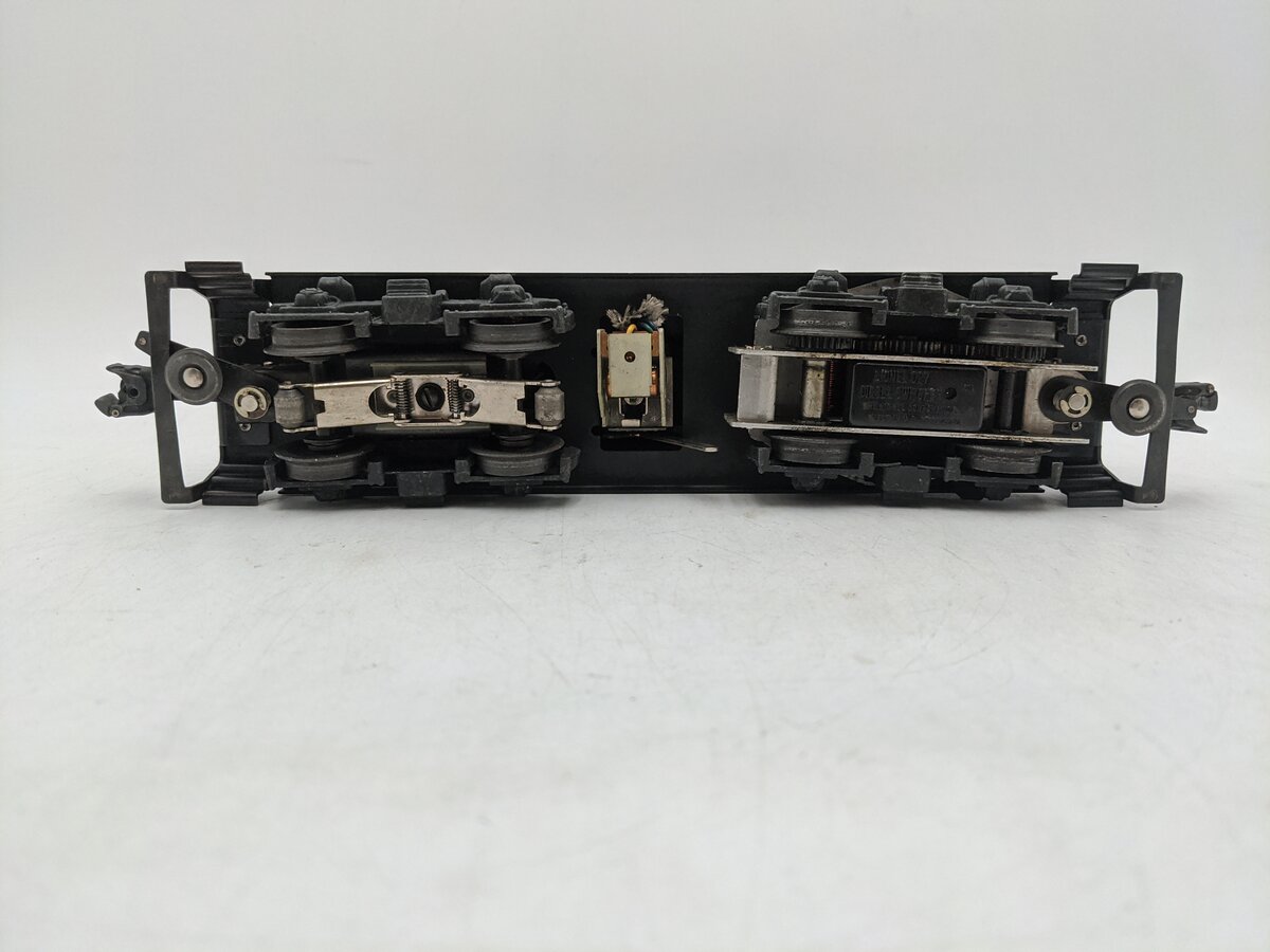 Lionel 610 Vintage O Erie NW-2 Powered Diesel Switcher Locomotive EX