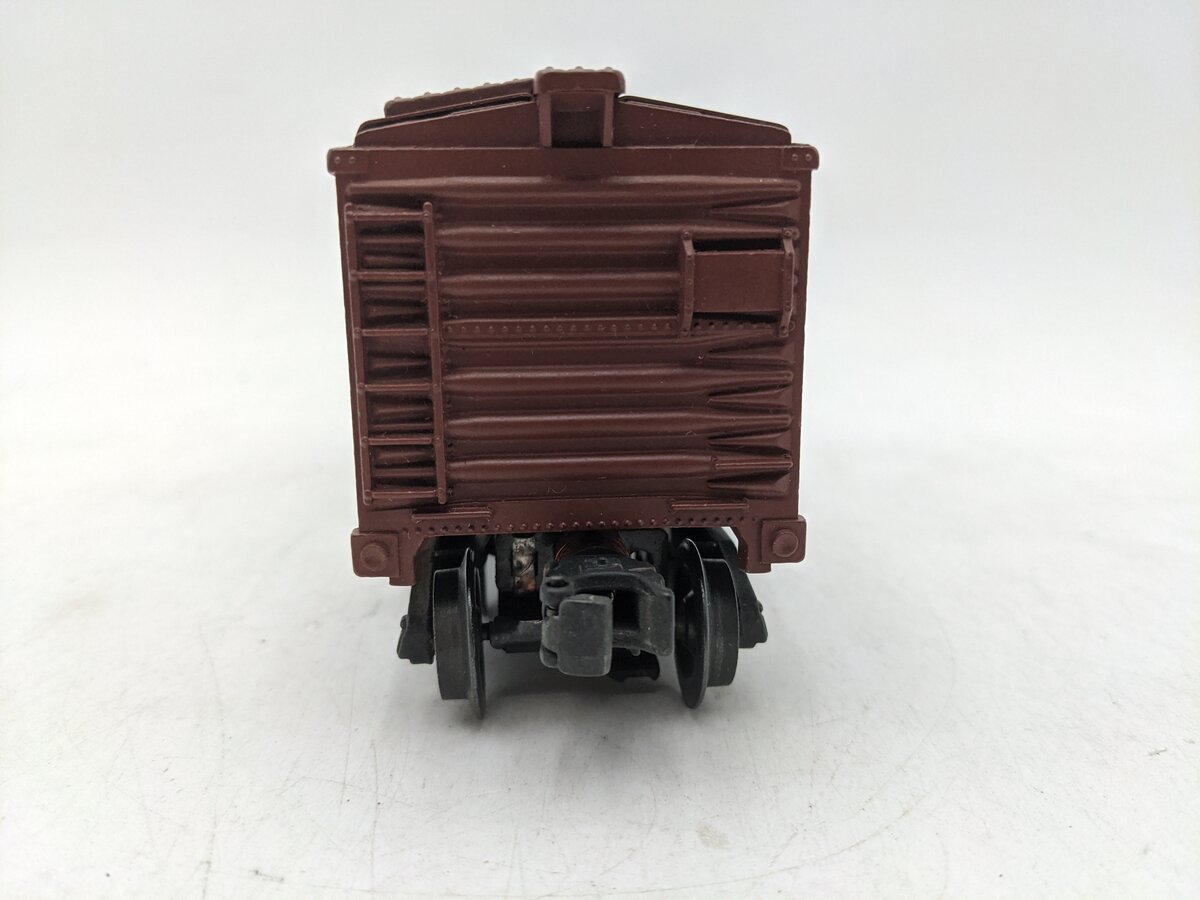 Lionel x2458 Vintage O Pennsylvania Short Boxcar w/Extra Rivet EX