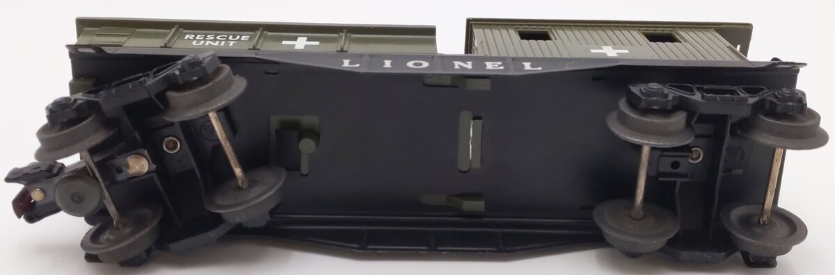 Lionel 6824 Vintage O Olive Drab U.S.M.C. Rescue Caboose w/Custom Black Base VG