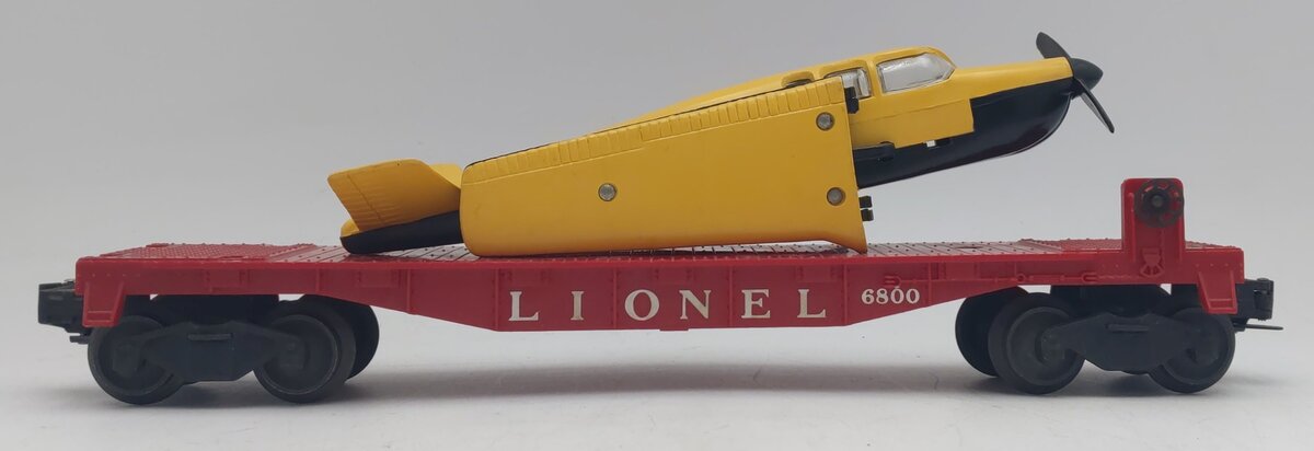 Lionel 6800 Vintage O Flatcar with Yellow over Black Airplane EX