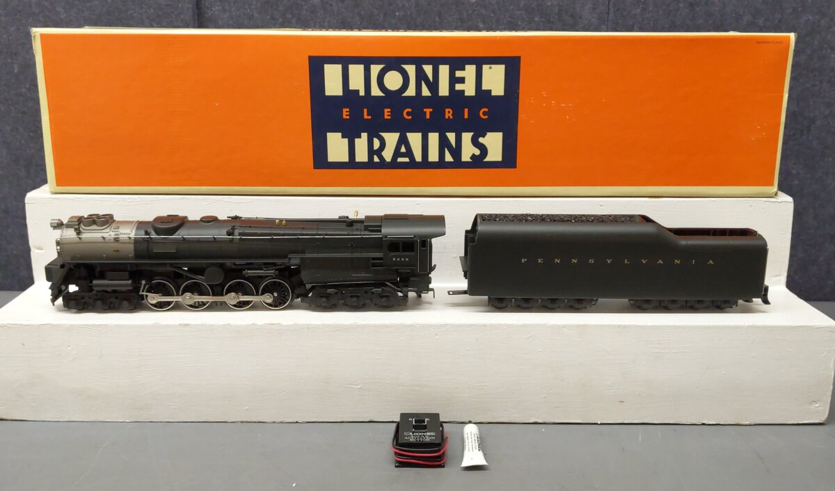 Lionel 6-18010 O PRR 6-8-6 Turbine Steam Locomotive & Tender with RS #6200 EX/Box