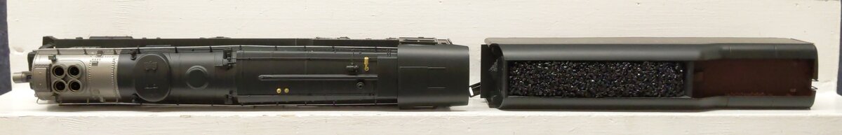Lionel 6-18010 O PRR 6-8-6 Turbine Steam Locomotive & Tender with RS #6200 EX/Box