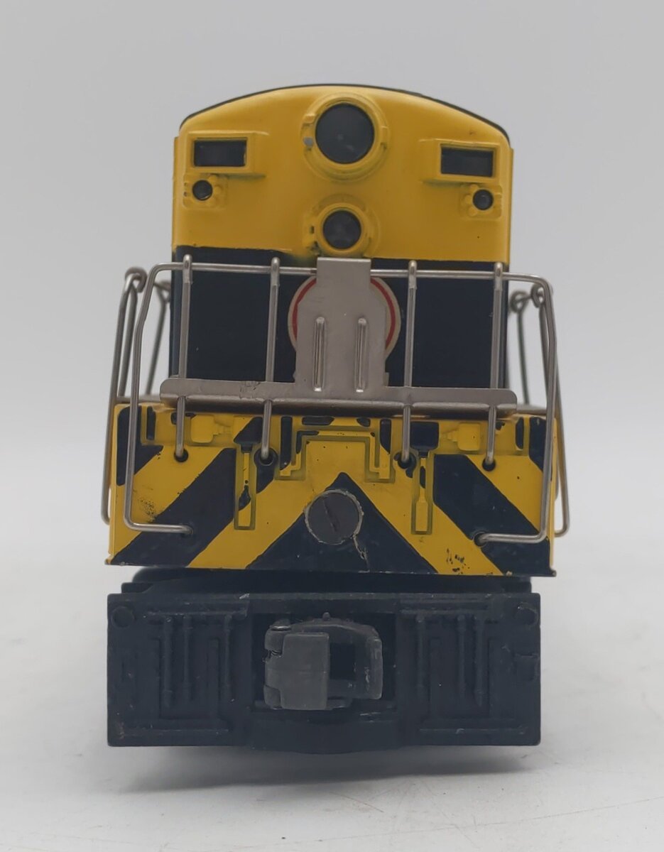 Lionel 2331 Vintage O Virginian FM Trainmaster Powered Diesel Locomotive #2331 EX