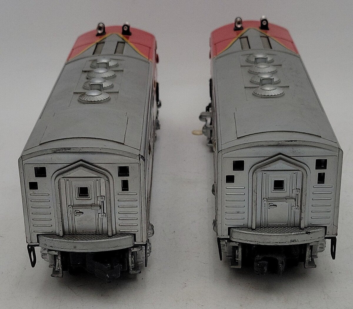 Lionel 2343 Vintage O Gauge Santa Fe F3 AA Diesel Locomotive Set EX