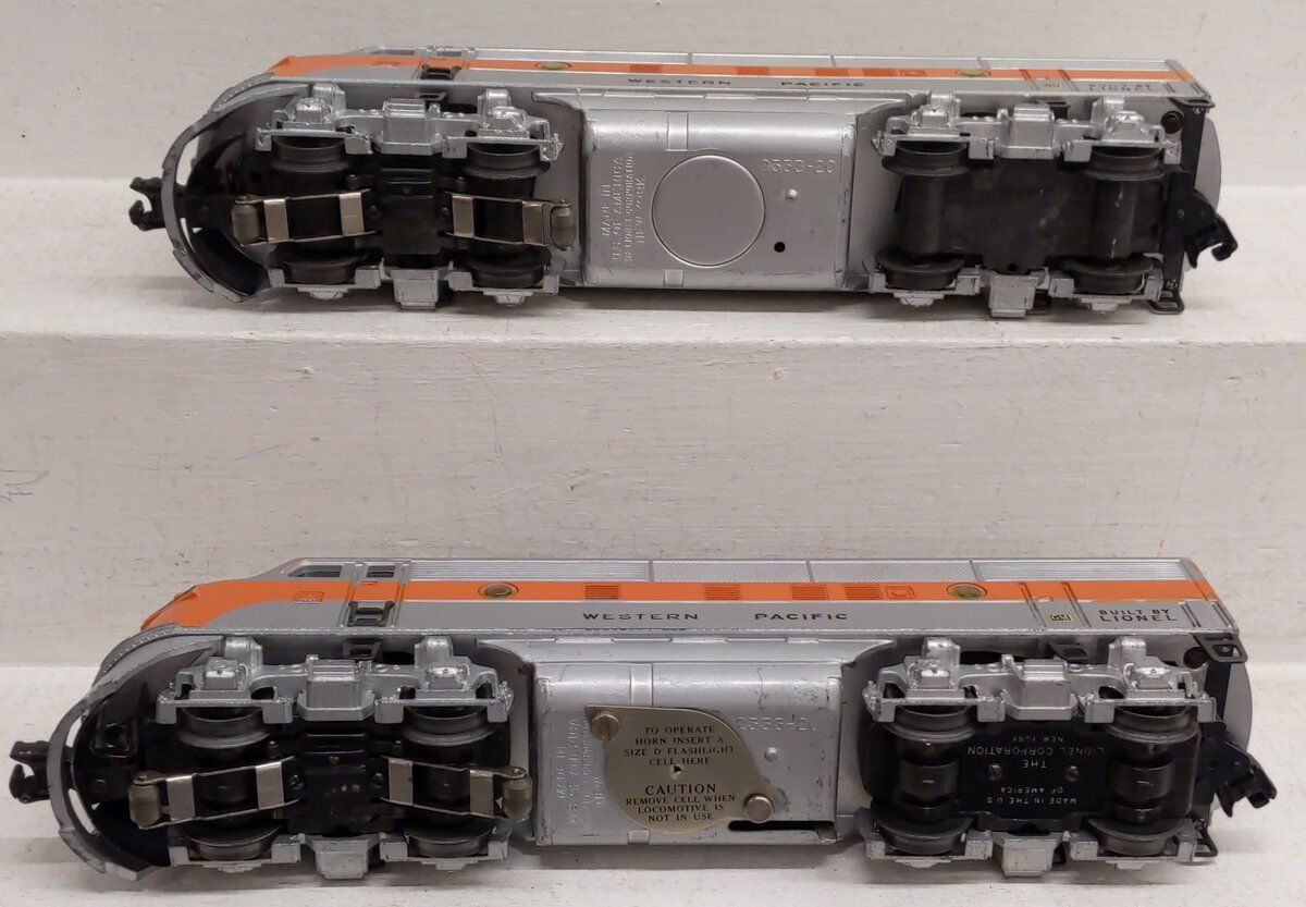 Lionel 2345 Vintage O Western Pacific F3 AA Diesel Locomotive Set VG