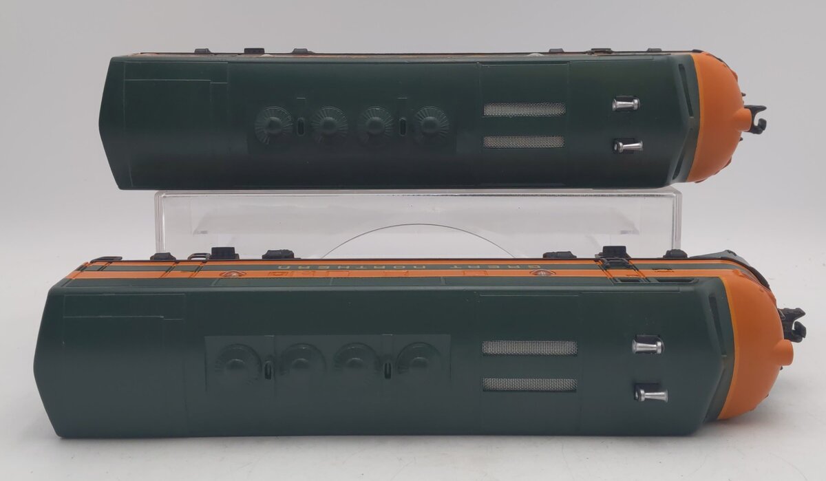 Lionel 2333 Vintage O Great Northern F3 AA Diesel Set - Custom Painted