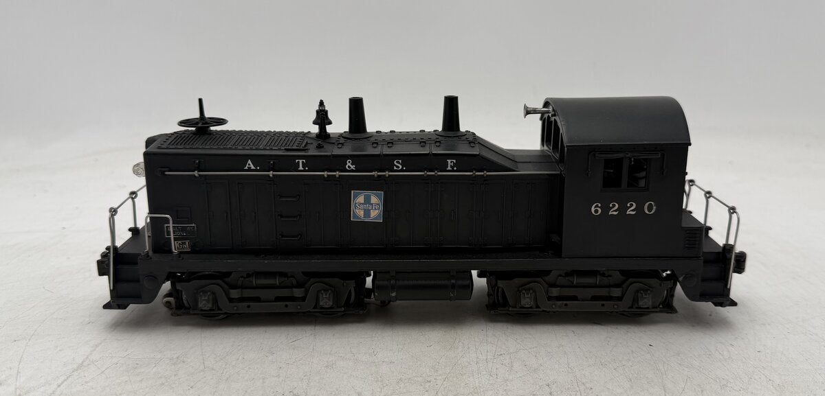 Lionel 6220 Vintage O AT&SF GM NW-2 Switcher with Bell VG