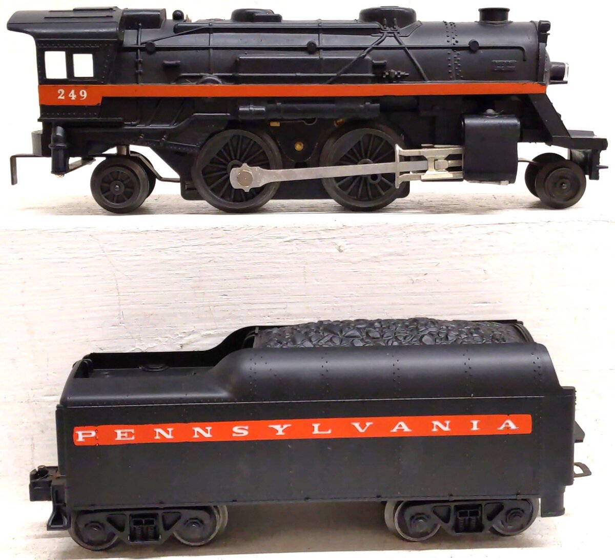 Lionel 249 Vintage O Postwar 2-4-2 Steam Locomotive w/ 250T Tender/Box