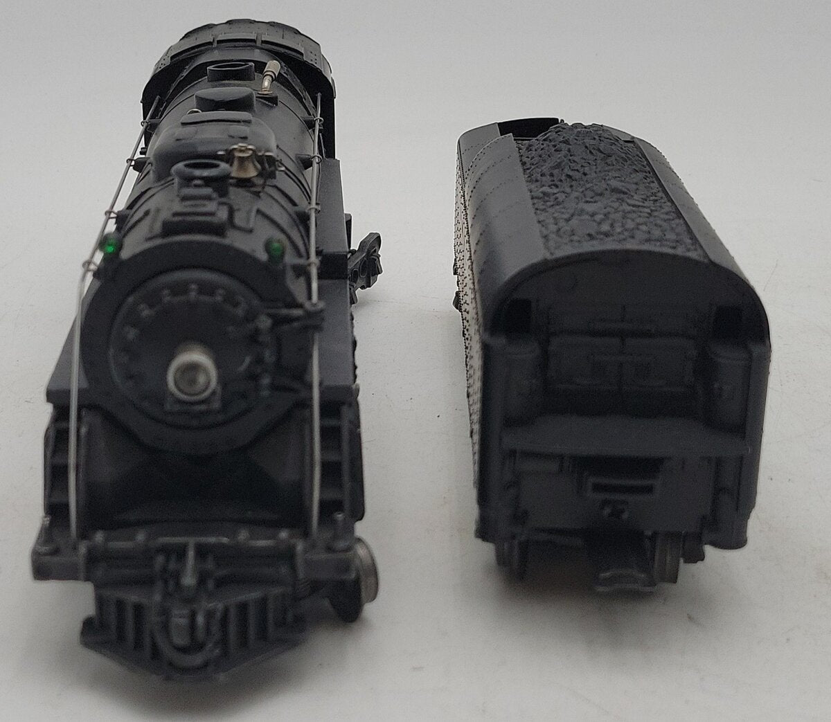 Lionel 736 Vintage O 2-8-4 Pennsylvania Steam Locomotive with 2046W Tender VG