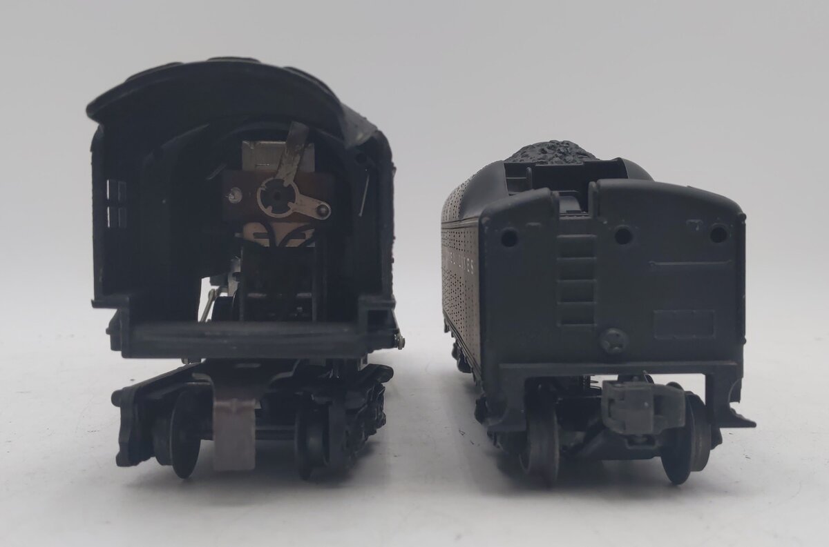 Lionel 646 Vintage O 4-6-4 Die-Cast Steam Locomotive & 2046W Whistle Tender VG