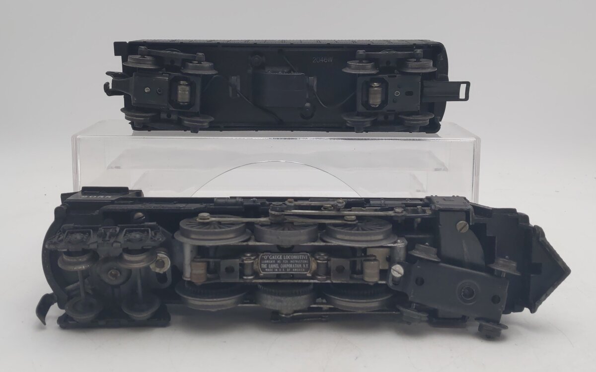 Lionel 2055 Vintage O 4-6-4 Hudson Steam Locomotive & 2046W Tender EX